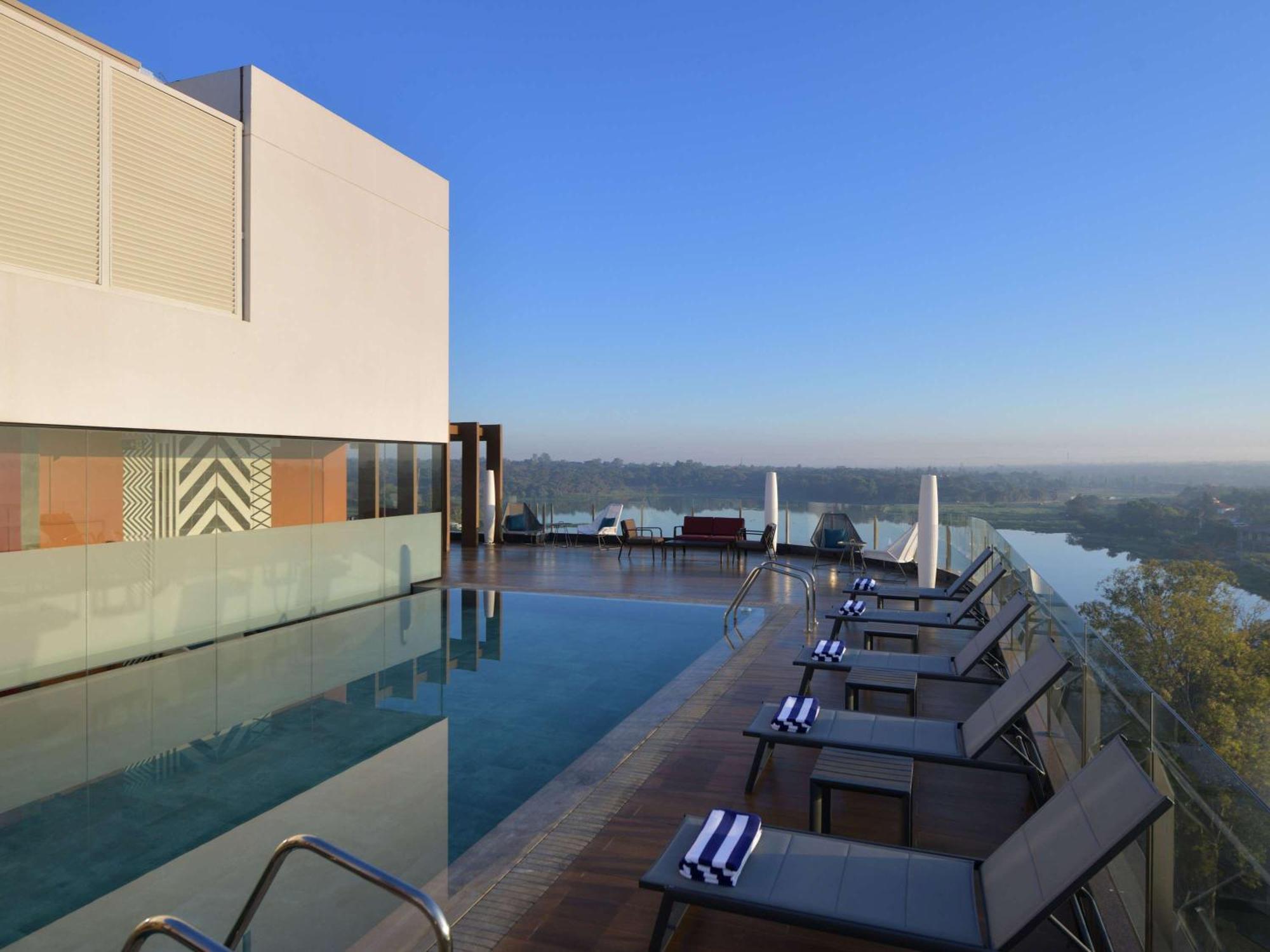 Novotel لوبومباشي المظهر الخارجي الصورة